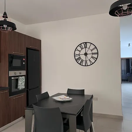 דירה Zenia Court מרססקלה