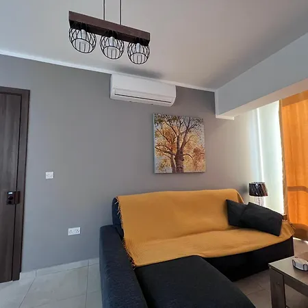 Apartment Zenia Court *